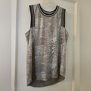 Trouve Silver knit with black athleisure trim Women's Top, NWT, Large